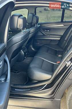 Седан BMW 5 Series 2011 в 