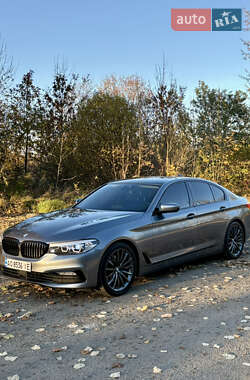 Седан BMW 5 Series 2017 в Львове
