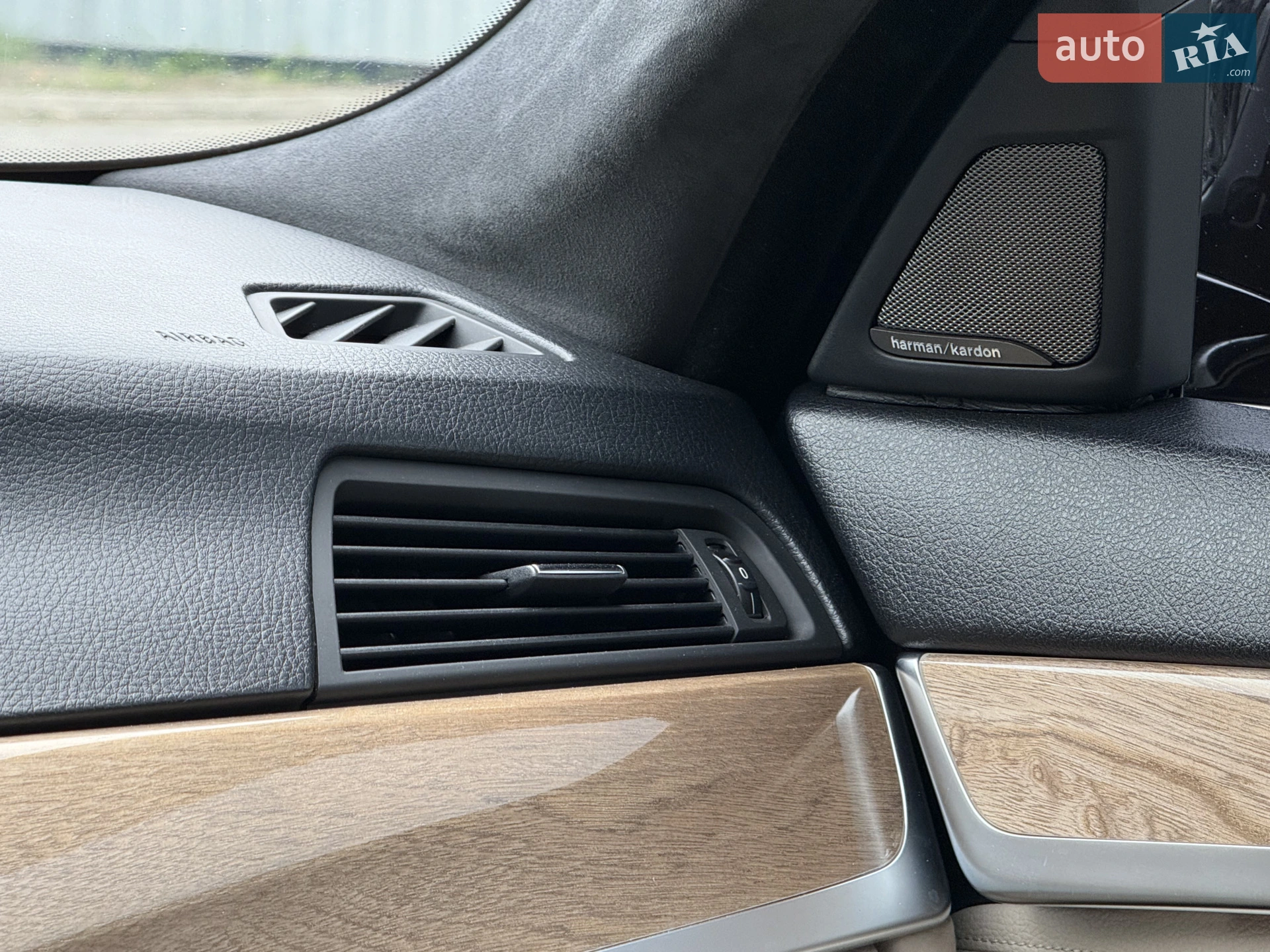2011 BMW 5er - мініатюра 4