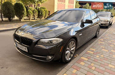 Седан BMW 5 Series 2011 в 