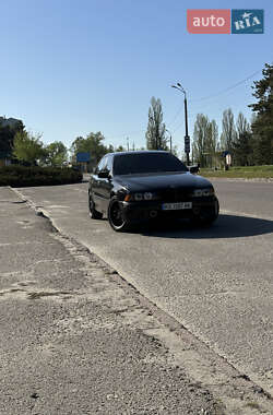 Седан BMW 5 Series 2000 в  фото 3 Седан BMW 5 Series 2000 в