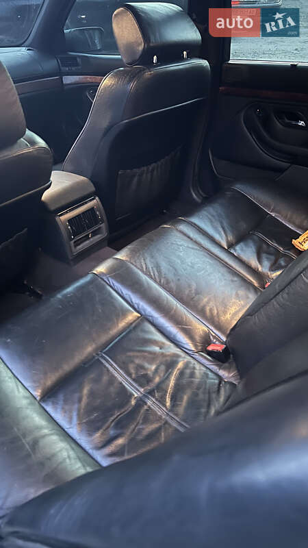 Седан BMW 5 Series 2000 в Днепре