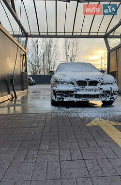Седан BMW 5 Series 2000 в  фото 14 Седан BMW 5 Series 2000 в