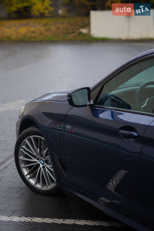 Седан BMW 5 Series 2020 в Львове фото 17 Седан BMW 5 Series 2020 в Львове