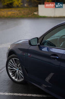 Седан BMW 5 Series 2020 в 