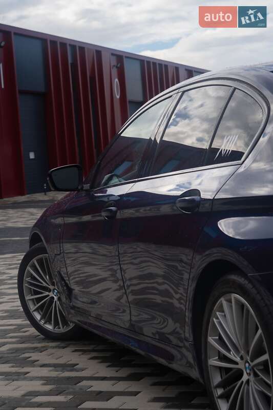 Седан BMW 5 Series 2020 в Львове фото 21 Седан BMW 5 Series 2020 в Львове