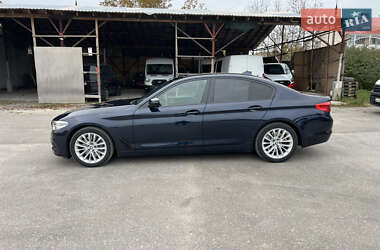 Седан BMW 5 Series 2017 в 