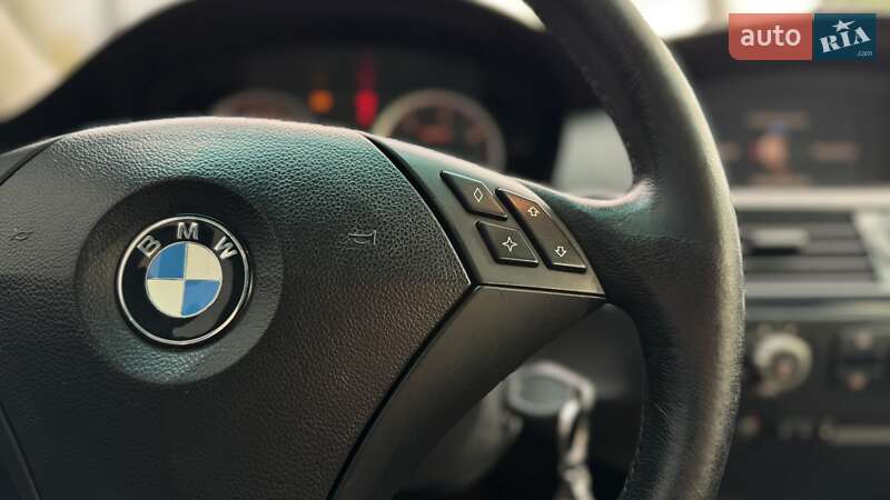 Седан BMW 5 Series 2003 в Києві