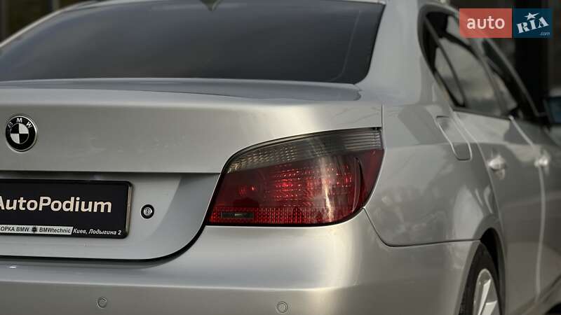 Седан BMW 5 Series 2003 в Києві