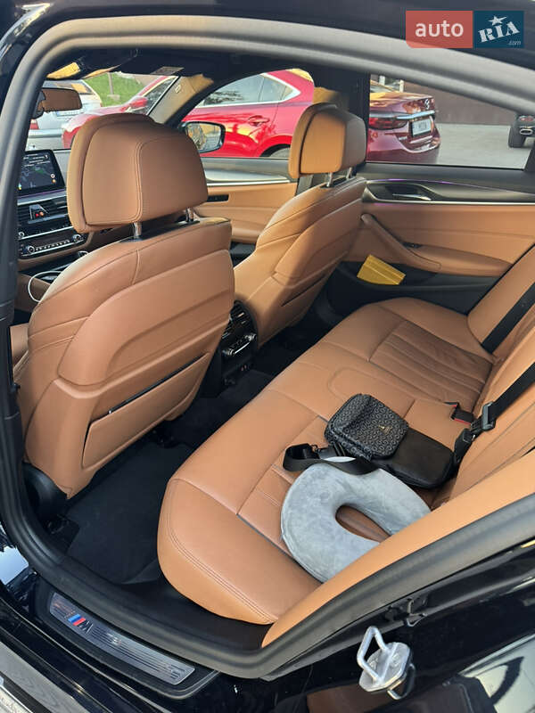Седан BMW 5 Series 2020 в Киеве фото 4 Седан BMW 5 Series 2020 в Киеве