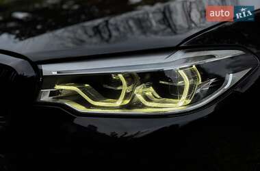 Седан BMW 5 Series 2019 в 