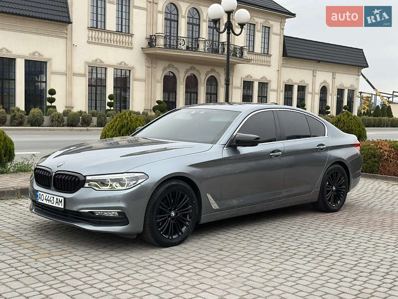 Седан BMW 5 Series 2017 в Мукачево фото Седан BMW 5 Series 2017 в Мукачево