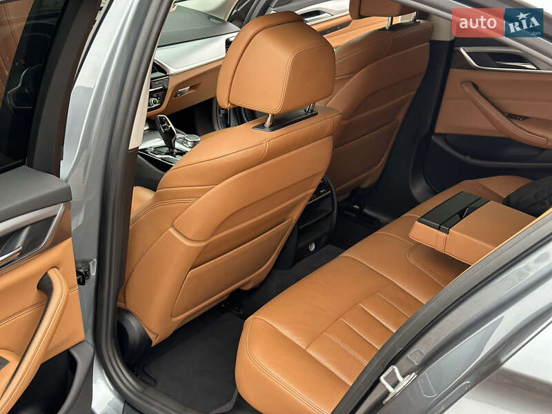 Седан BMW 5 Series 2017 в Мукачево фото 29 Седан BMW 5 Series 2017 в Мукачево