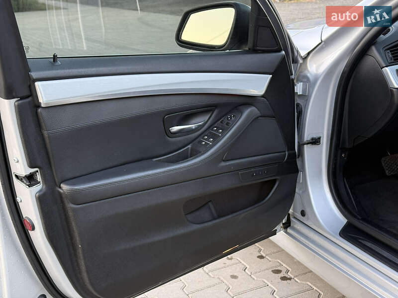 Седан BMW 5 Series 2013 в Луцьку