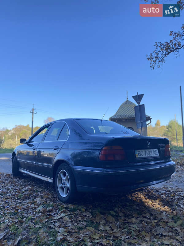 Седан BMW 5 Series 1996 в Львове