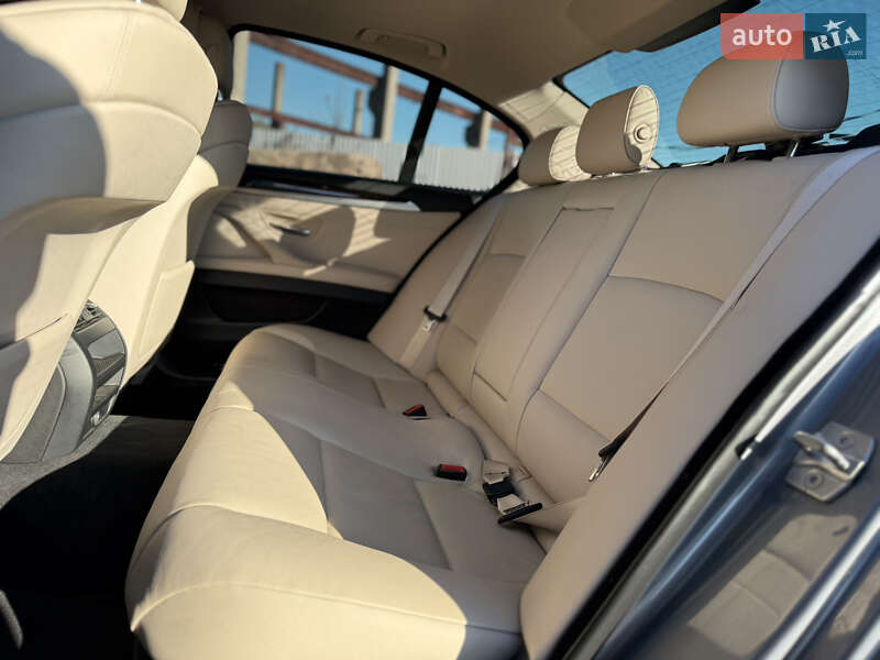 Седан BMW 5 Series 2013 в Івано-Франківську фото 13 Седан BMW 5 Series 2013 в Івано-Франківську