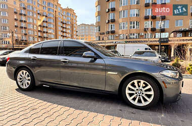 Седан BMW 5 Series 2015 в Києві