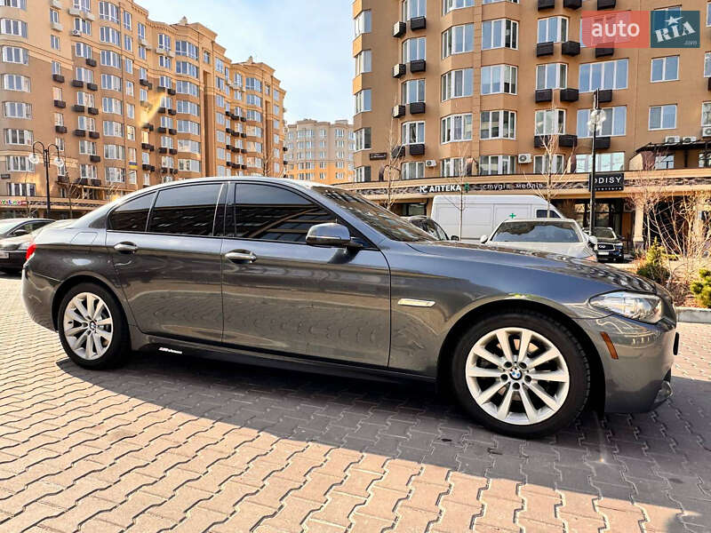Седан BMW 5 Series 2015 в 