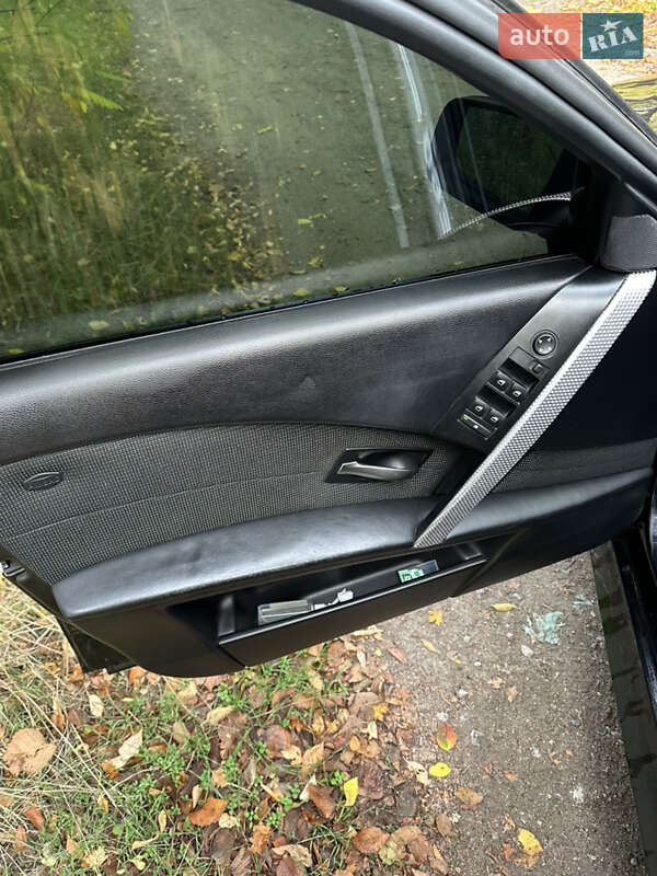 Седан BMW 5 Series 2006 в Запоріжжі