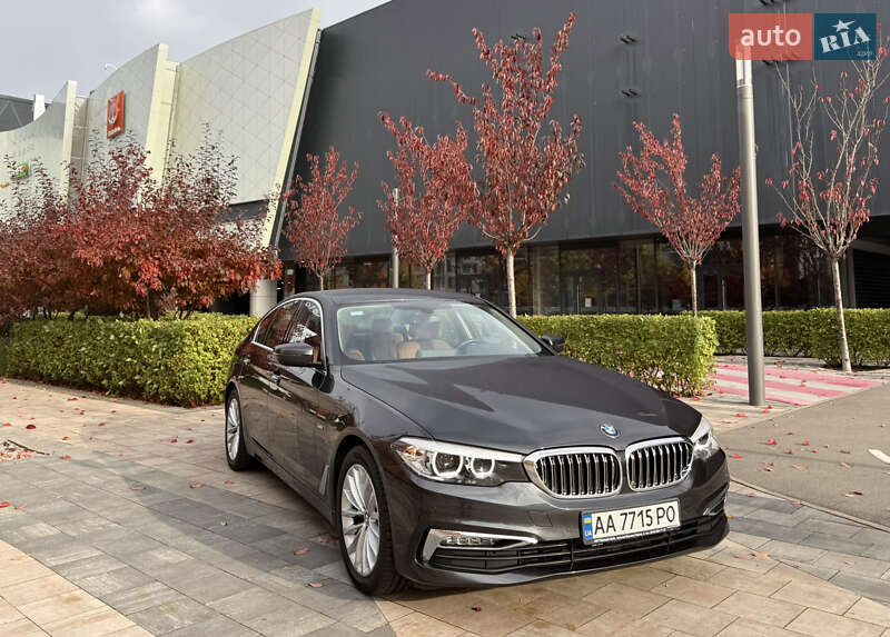 Седан BMW 5 Series 2016 в Киеве фото 2 Седан BMW 5 Series 2016 в Киеве