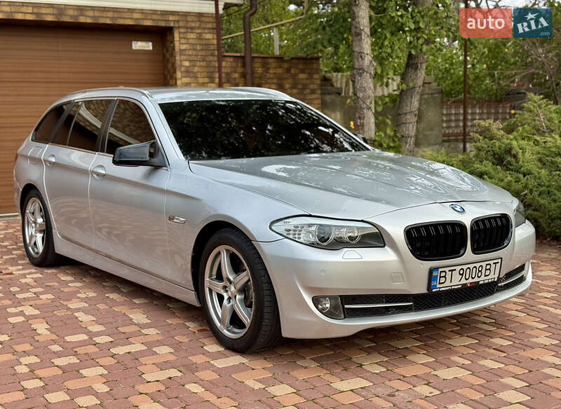 BMW 5 Series 2011 BMW 5 Series 2011