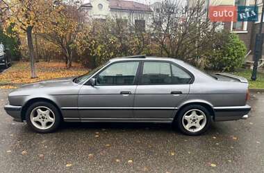 Седан BMW 5 Series 1990 в  фото 2 Седан BMW 5 Series 1990 в