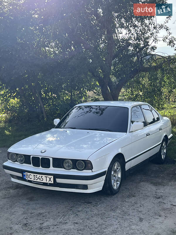 Седан BMW 5 Series 1991 в Жовкві фото 2 Седан BMW 5 Series 1991 в Жовкві