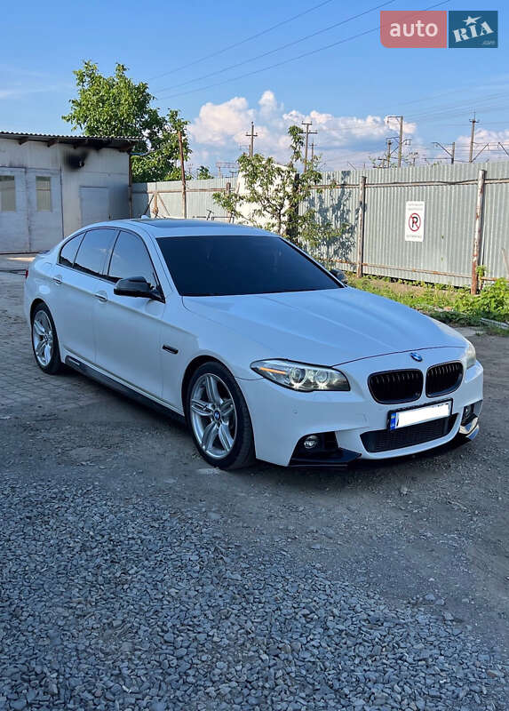 Седан BMW 5 Series 2015 в Ужгороде фото 10 Седан BMW 5 Series 2015 в Ужгороде