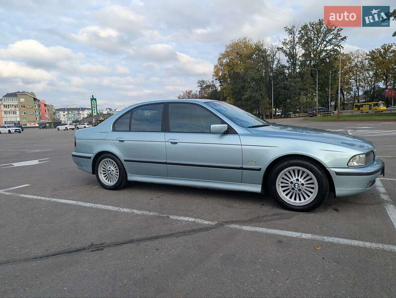 Седан BMW 5 Series 1996 в Києві