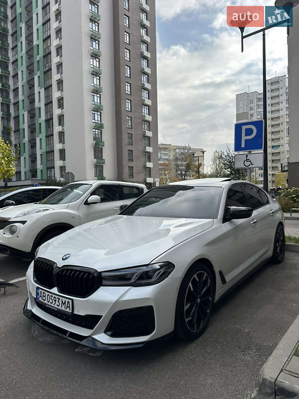 Седан BMW 5 Series 2017 в Киеве
