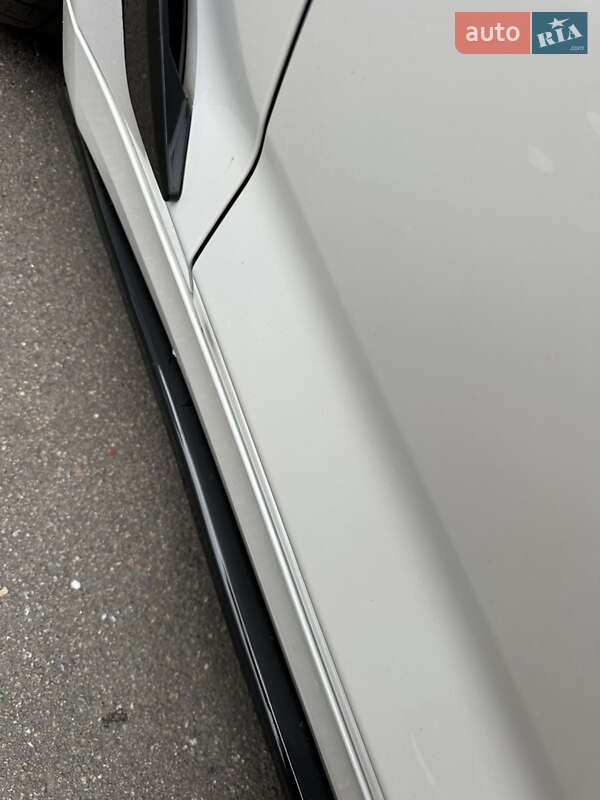 Седан BMW 5 Series 2017 в Киеве