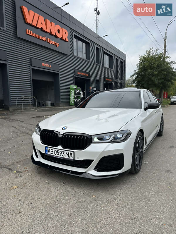 Седан BMW 5 Series 2017 в Киеве