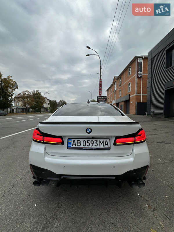Седан BMW 5 Series 2017 в Киеве
