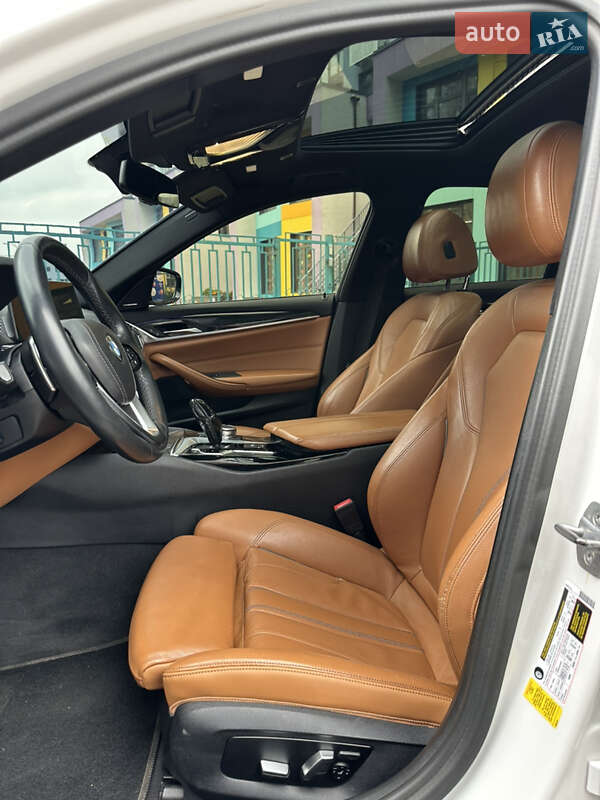 Седан BMW 5 Series 2017 в Киеве