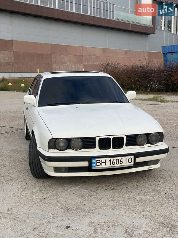 Седан BMW 5 Series 1992 в Києві фото 2 Седан BMW 5 Series 1992 в Києві
