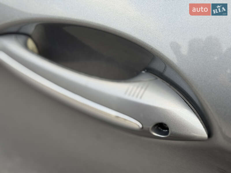 Седан BMW 5 Series 2015 в Виннице