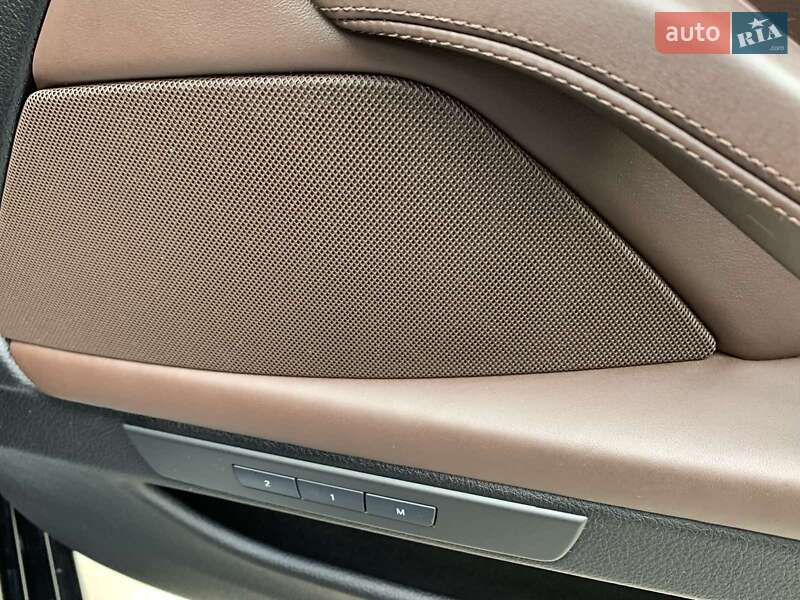 Седан BMW 5 Series 2014 в Одессе фото 41 Седан BMW 5 Series 2014 в Одессе