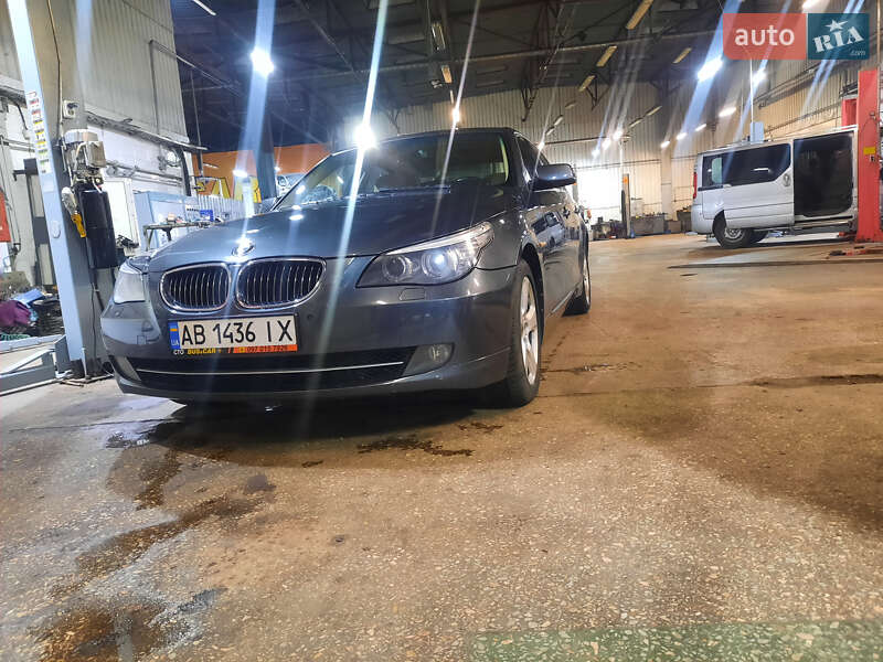 Седан BMW 5 Series 2007 в Виннице
