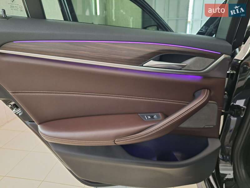 Седан BMW 5 Series 2017 в Николаеве фото 43 Седан BMW 5 Series 2017 в Николаеве