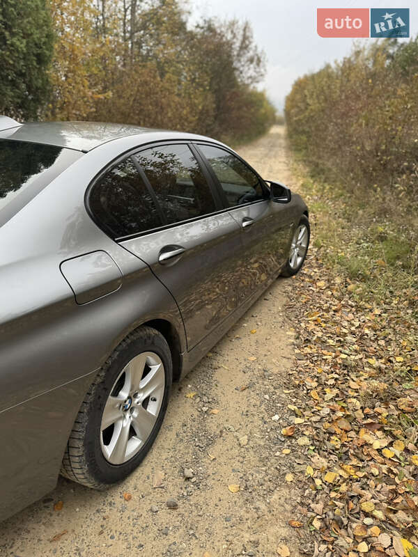 Седан BMW 5 Series 2012 в Николаеве фото 13 Седан BMW 5 Series 2012 в Николаеве