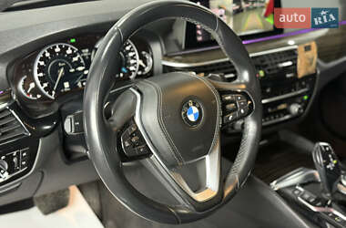 Седан BMW 5 Series 2019 в 