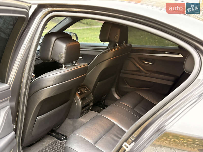 Седан BMW 5 Series 2012 в Чернігові