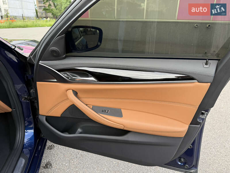 Седан BMW 5 Series 2018 в Киеве фото 22 Седан BMW 5 Series 2018 в Киеве