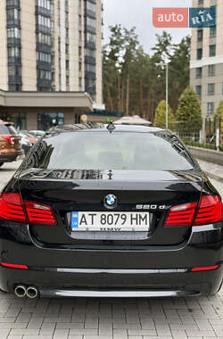Седан BMW 5 Series 2012 в 