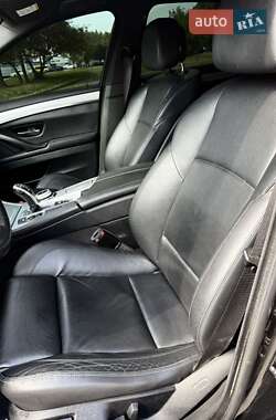 Седан BMW 5 Series 2012 в 