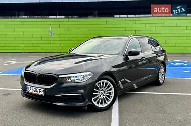 Универсал BMW 5 Series 2017 в 