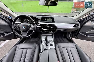 Универсал BMW 5 Series 2017 в 
