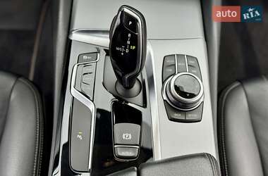 Универсал BMW 5 Series 2017 в 