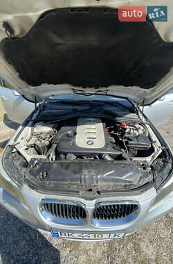 Универсал BMW 5 Series 2005 в  фото 21 Универсал BMW 5 Series 2005 в