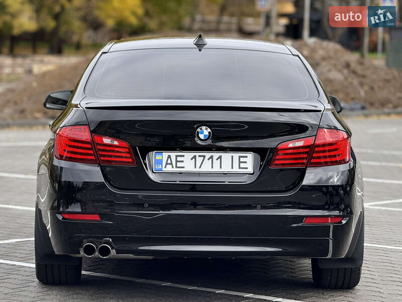 Седан BMW 5 Series 2016 в Киеве